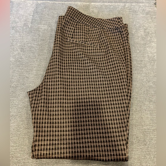 Lane Bryant Pull-On Pants - Picture 3 of 4